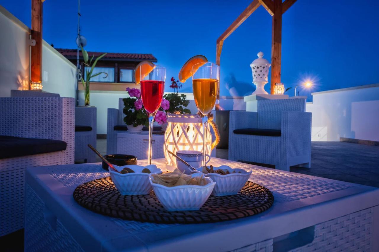 Le Colonne Bed & Breakfast Racale Exterior photo